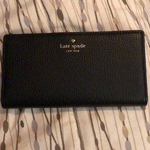 Black Kate Spade wallet